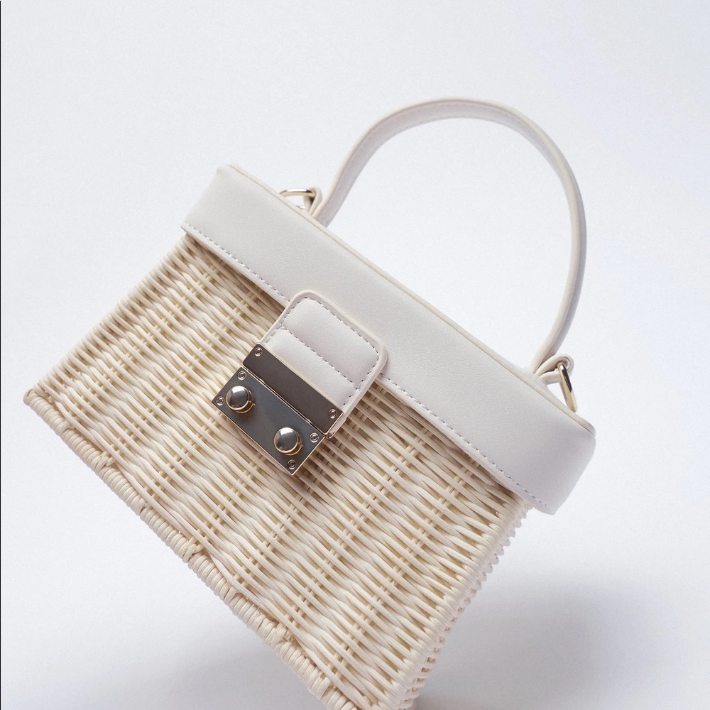 Rattan box bag